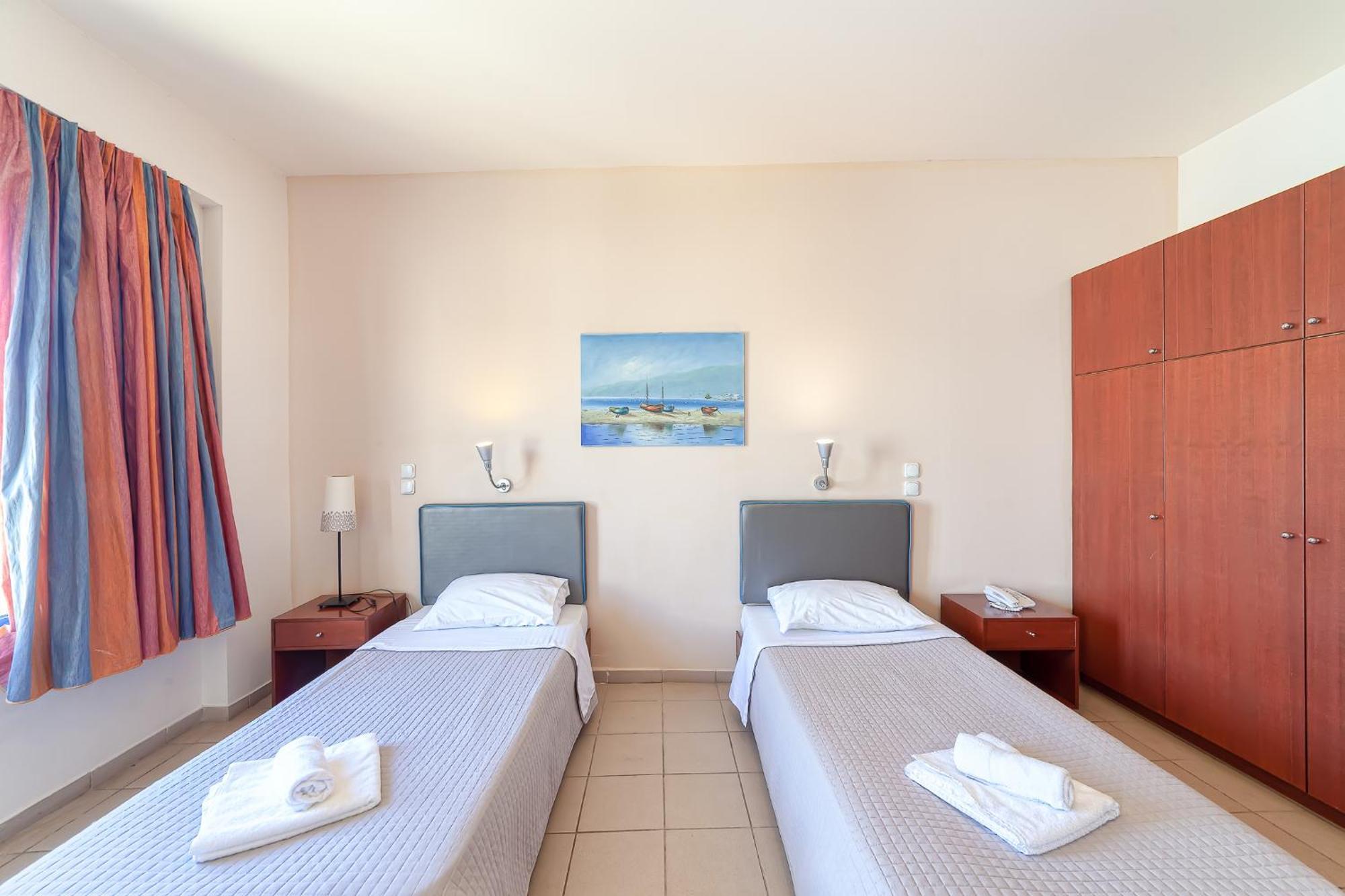 Olympic Suites Rethymno  Exterior photo
