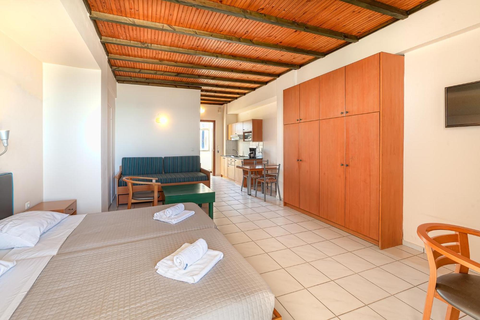 Olympic Suites Rethymno  Exterior photo